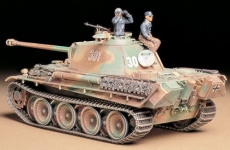 Panther Type G (поздняя версия) с 2-мя фигурами танкистов, масштаб 1:35