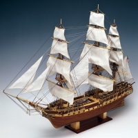 USS Constitution (Constructo) масштаб 1:82