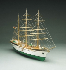 Сборная модель корабля "Gorch-Fock", масштаб 1:90 (MANTUA)