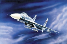 Истребитель-бомбардировщик Су-27, масштаб 1:72